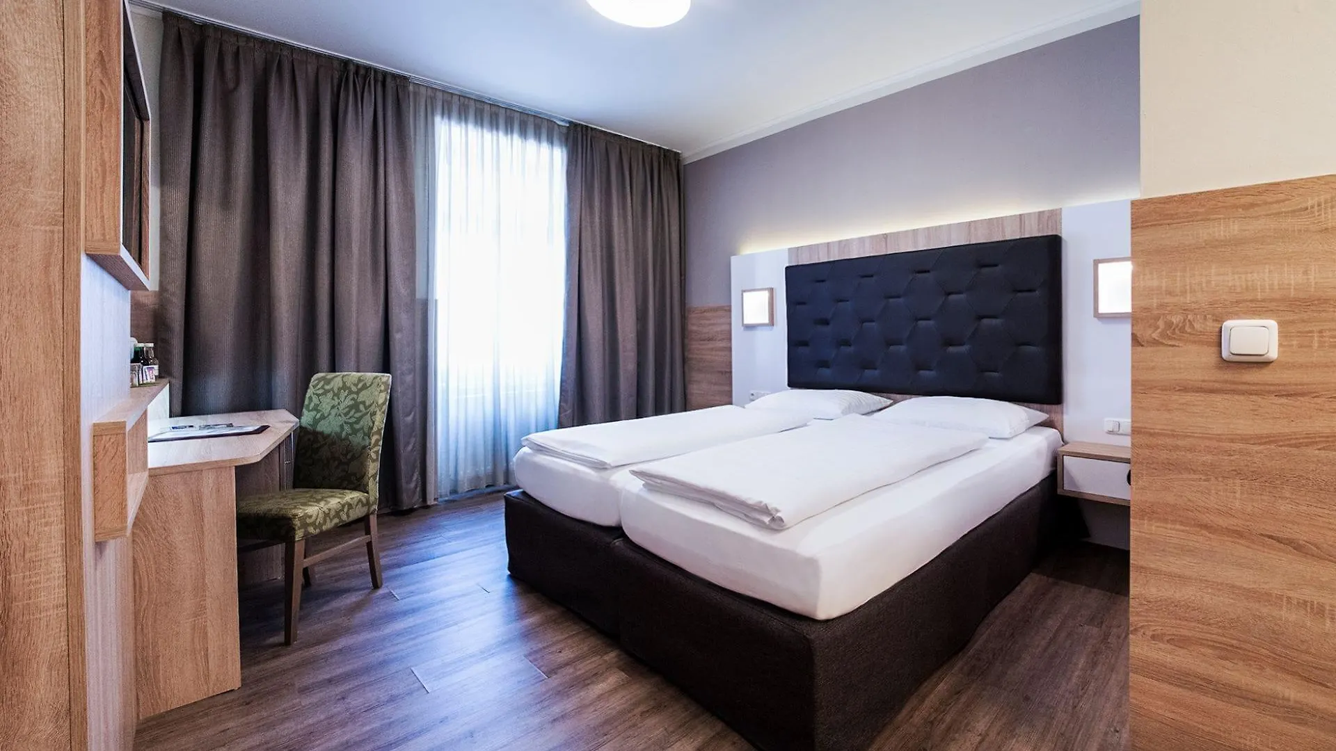 Theater Hotel Salisburgo