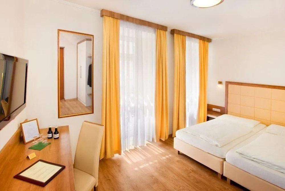 ****  Theater Hotel Salzburg Austria