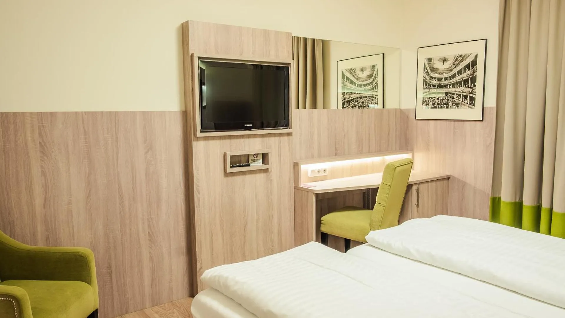 Theater Hotel Salzburg 4*,  Austria