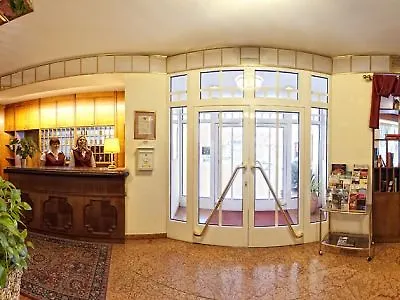 ****  Theater Hotel Salzburg Austria