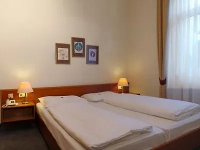 Theater Hotel Salzburg 4*,