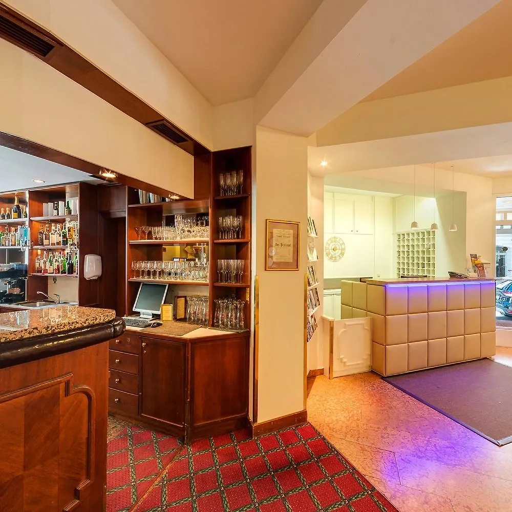 ****  Theater Hotel Salzburg Austria