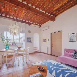 La Casa Di Aida - Within The Historical Walls Of Lucca