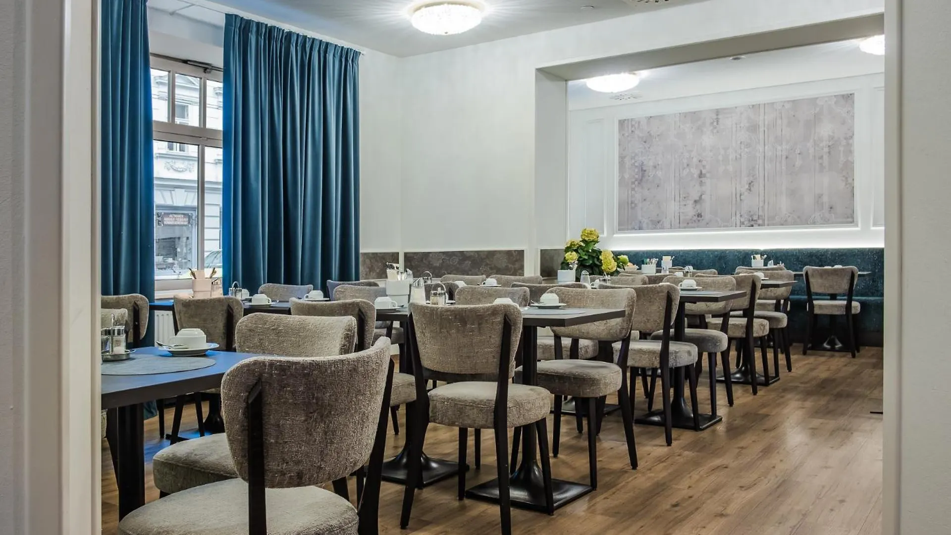 Theater Hotel Salisburgo